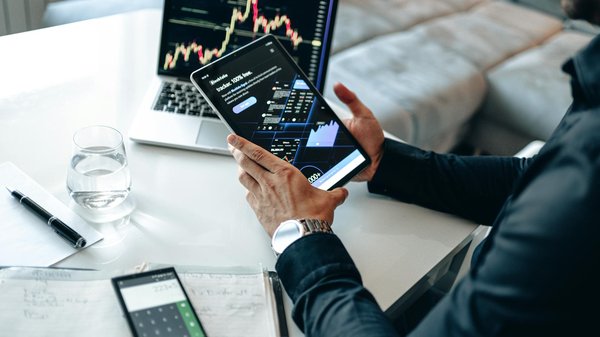 Lancer avec succès votre application web sur une infrastructure cloud évolutive avec Kubernetes : Stratégies et astuces incontournables